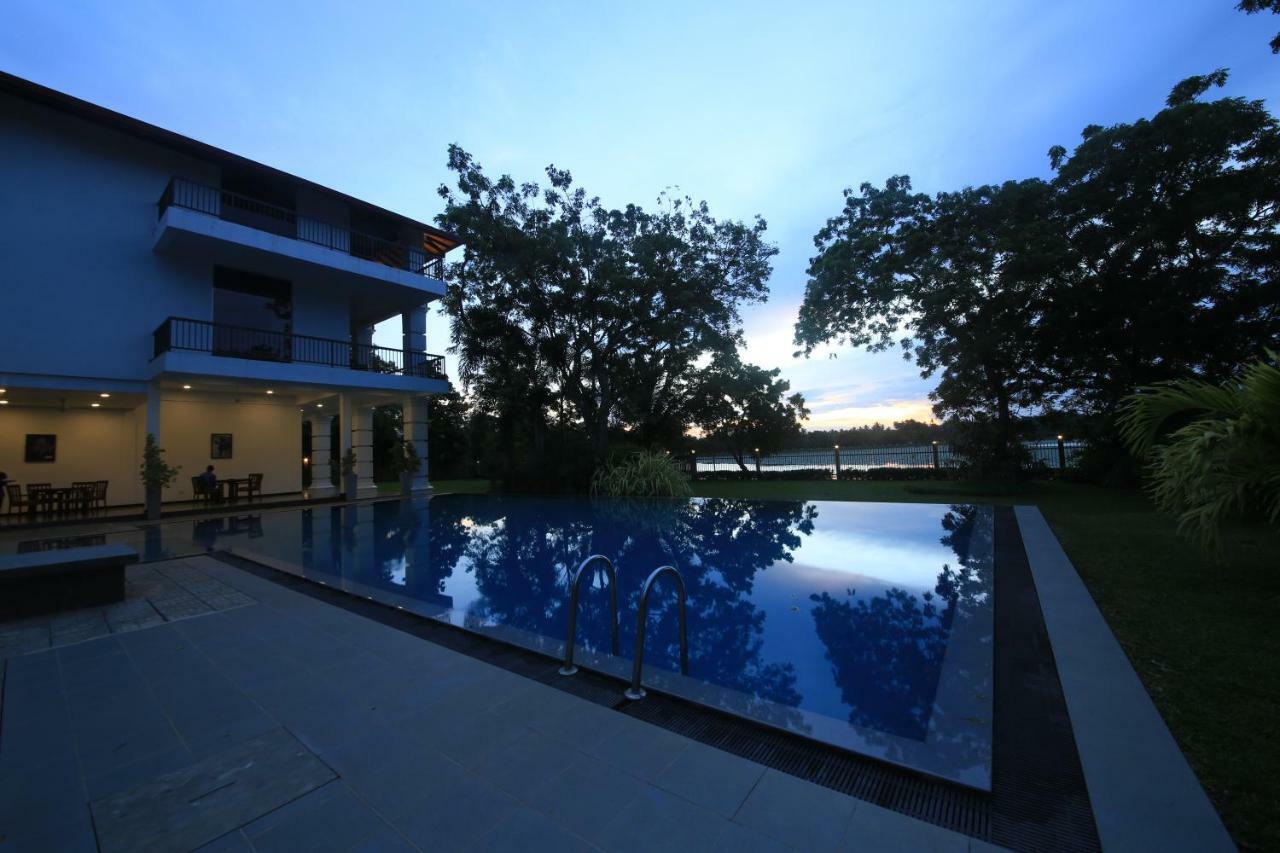 Diya Dahara Lake Resort Yala Ngoại thất bức ảnh